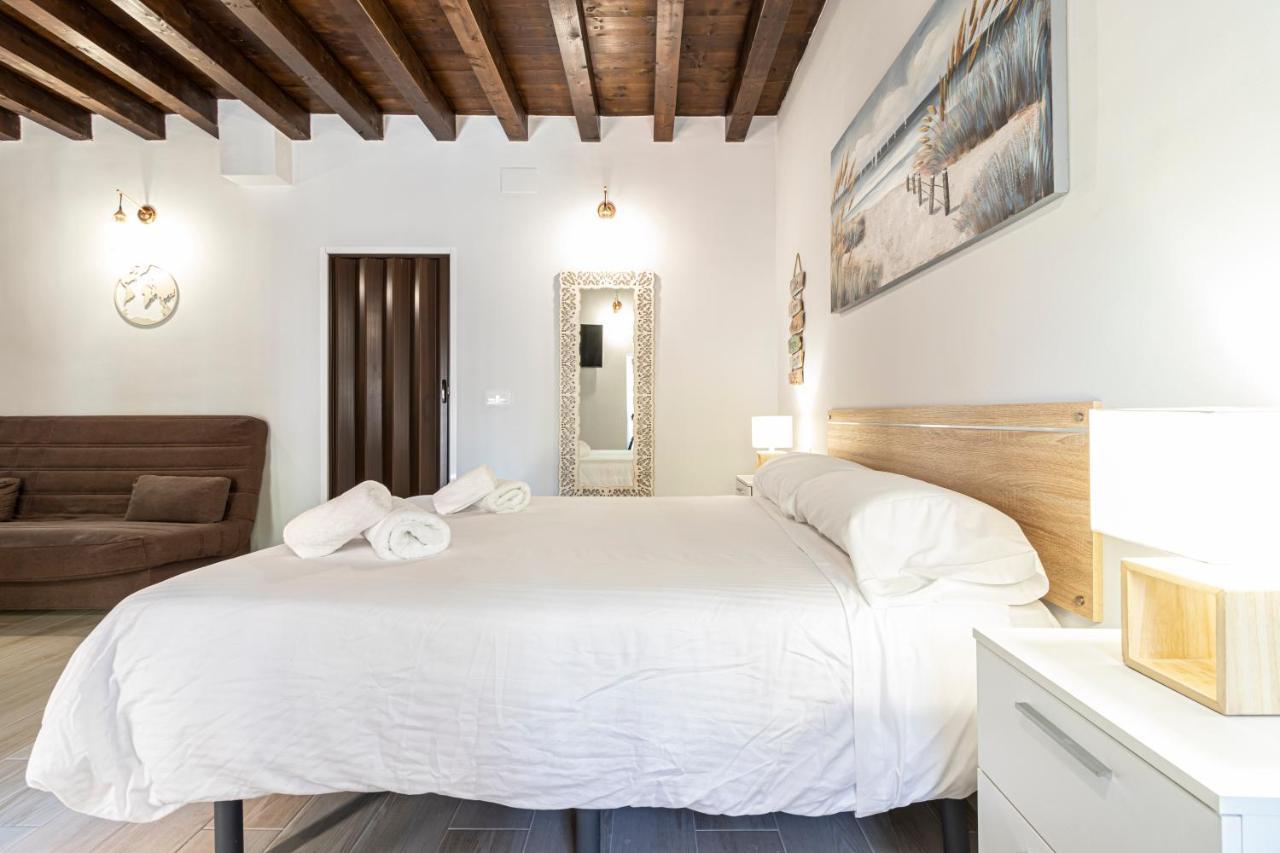 Allo Apartments Plateros Centro Jacuzzi Comunitario Jerez de la Frontera Bagian luar foto
